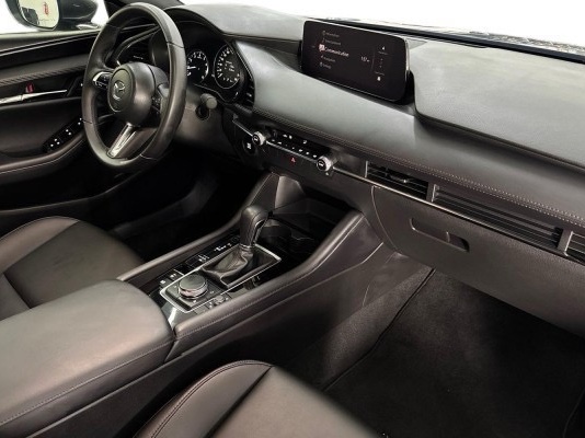 Mazda 3 2025 - Image 3