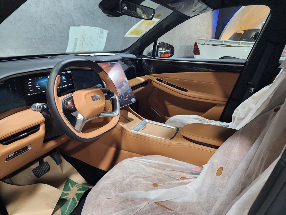 Geely  Emgrand 2025 - Image 3