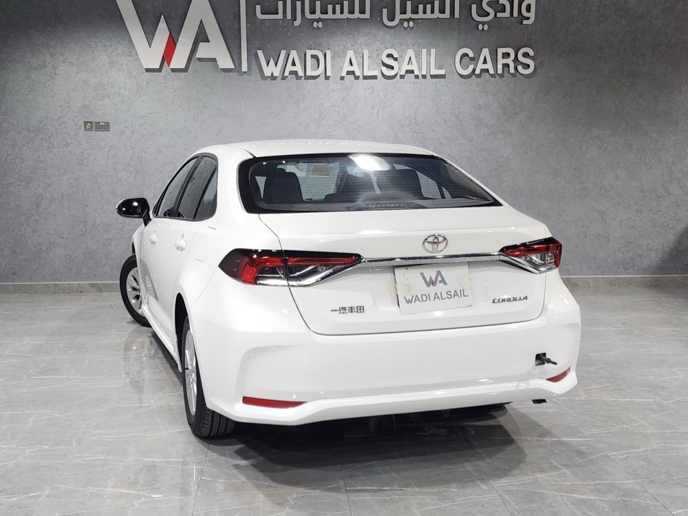 Toyota Corolla 2025 - Image 2