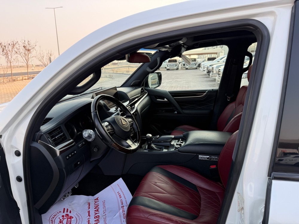 لكزس ال اكس 570 اس بلاك ادشن  2019 - Image 4