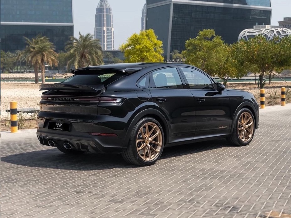 Porsche Cayenne Turbo  2024 - Image 3