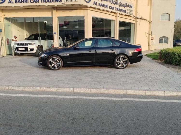 Jaguar XF 2019 - Image 3