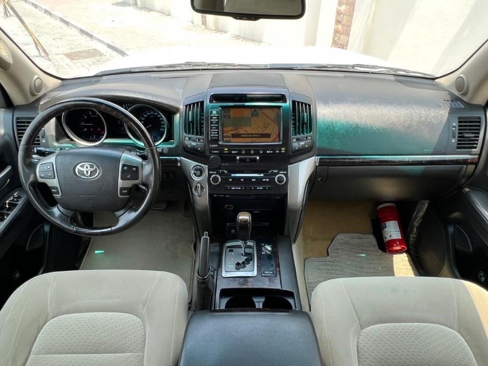 Toyota Land Cruiser VX.R 2010 - Image 4