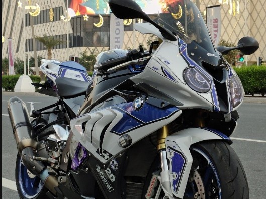 BMW HP4 2014 - Image 1