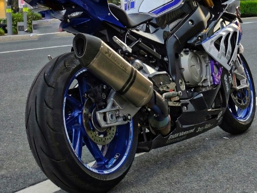 BMW HP4 2014 - Image 2