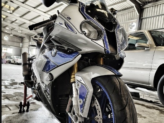 BMW HP4 2014 - Image 4