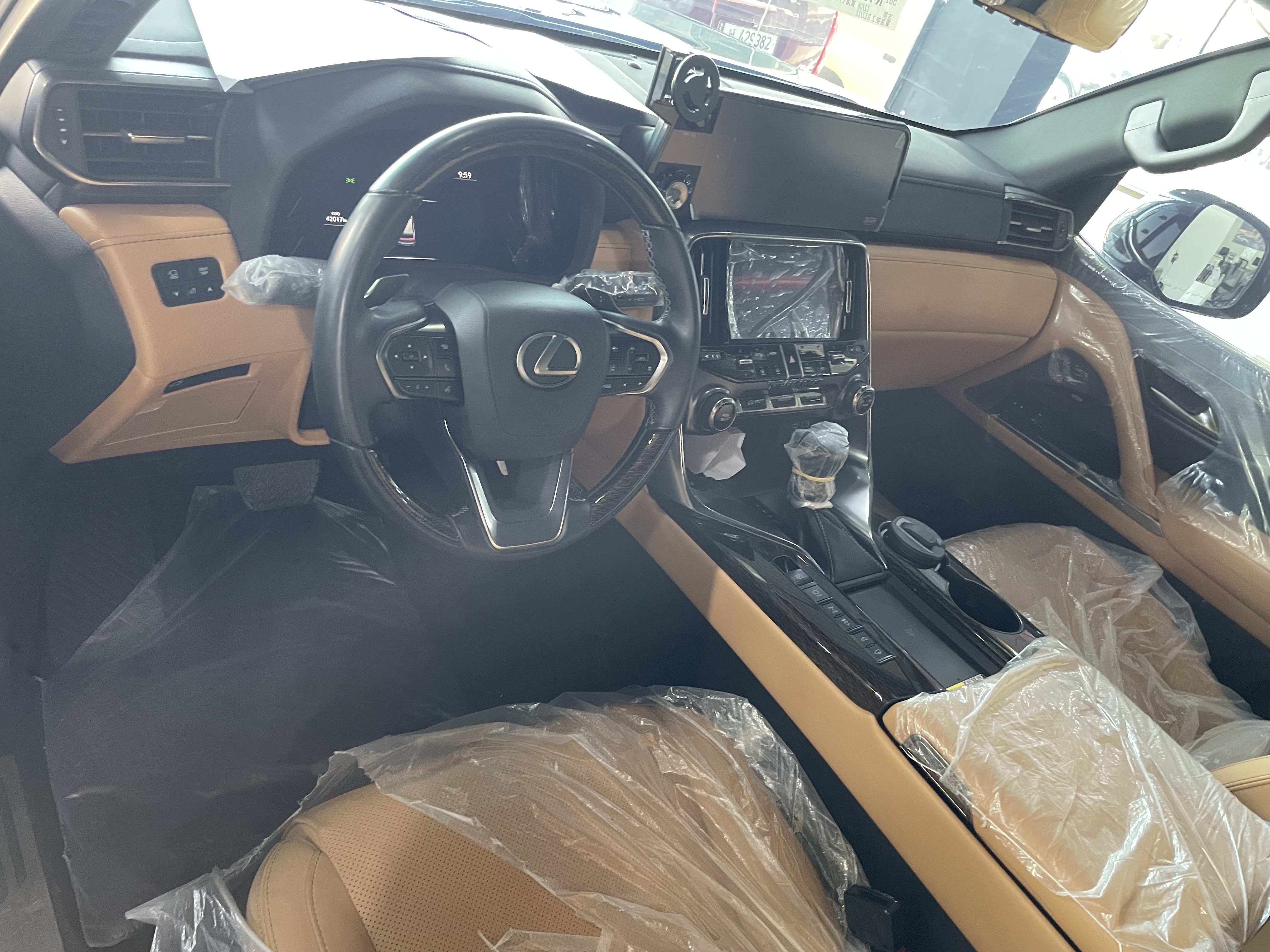 Lexus LX 600 2024 - Image 4