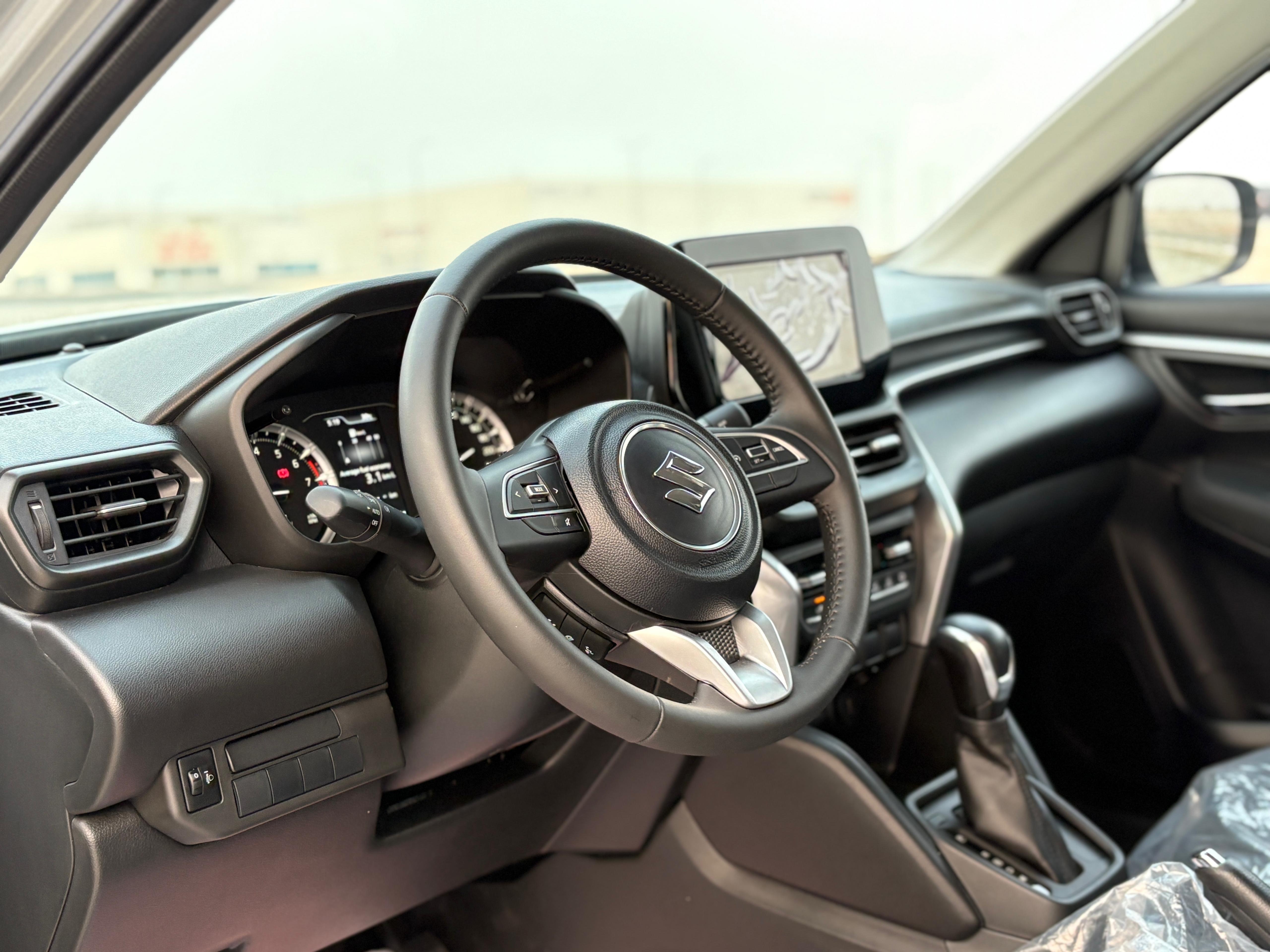 Suzuki Grand Vitara 2024 - Image 4