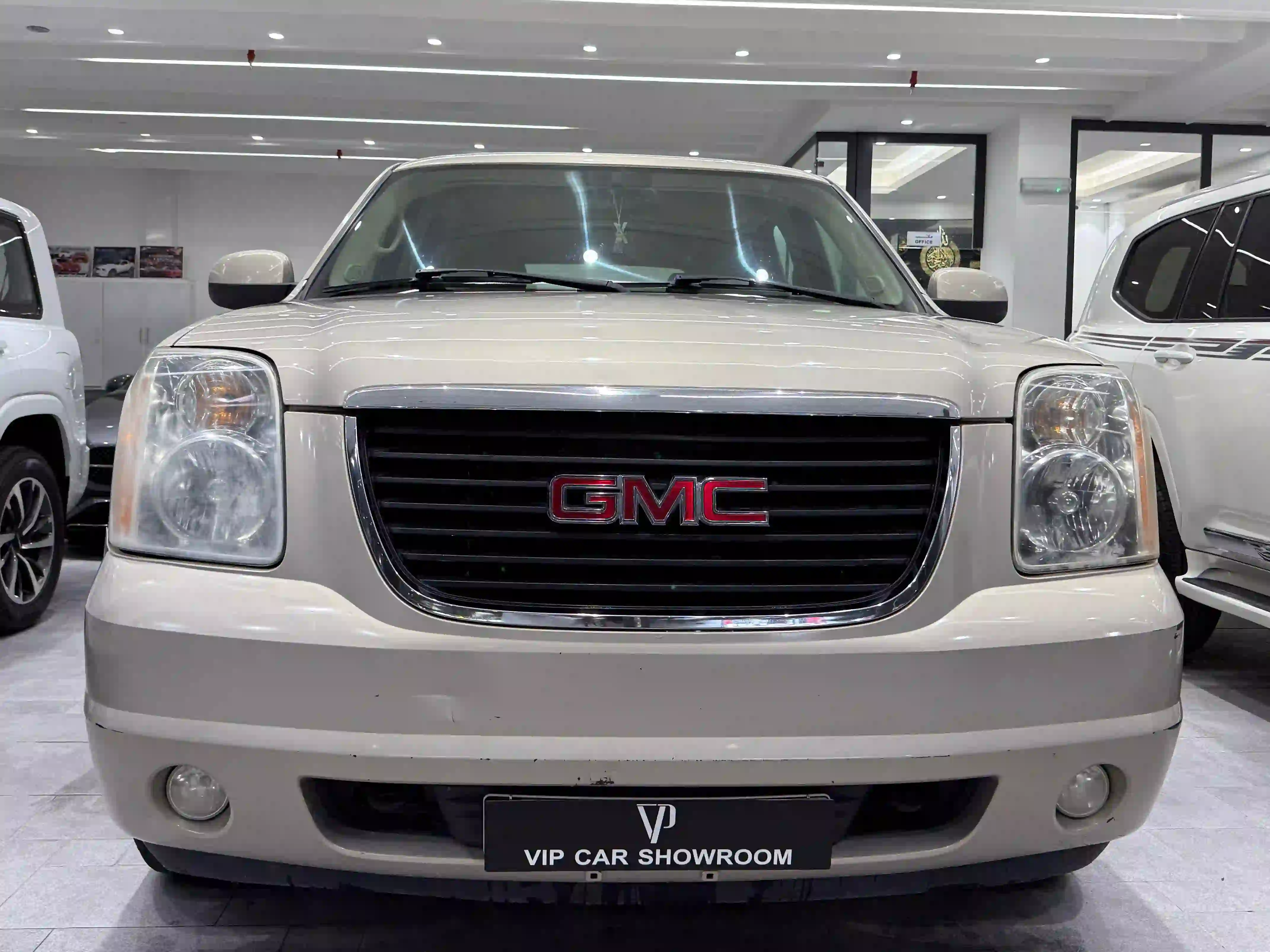 GMC Yukon 2008 - Image 4
