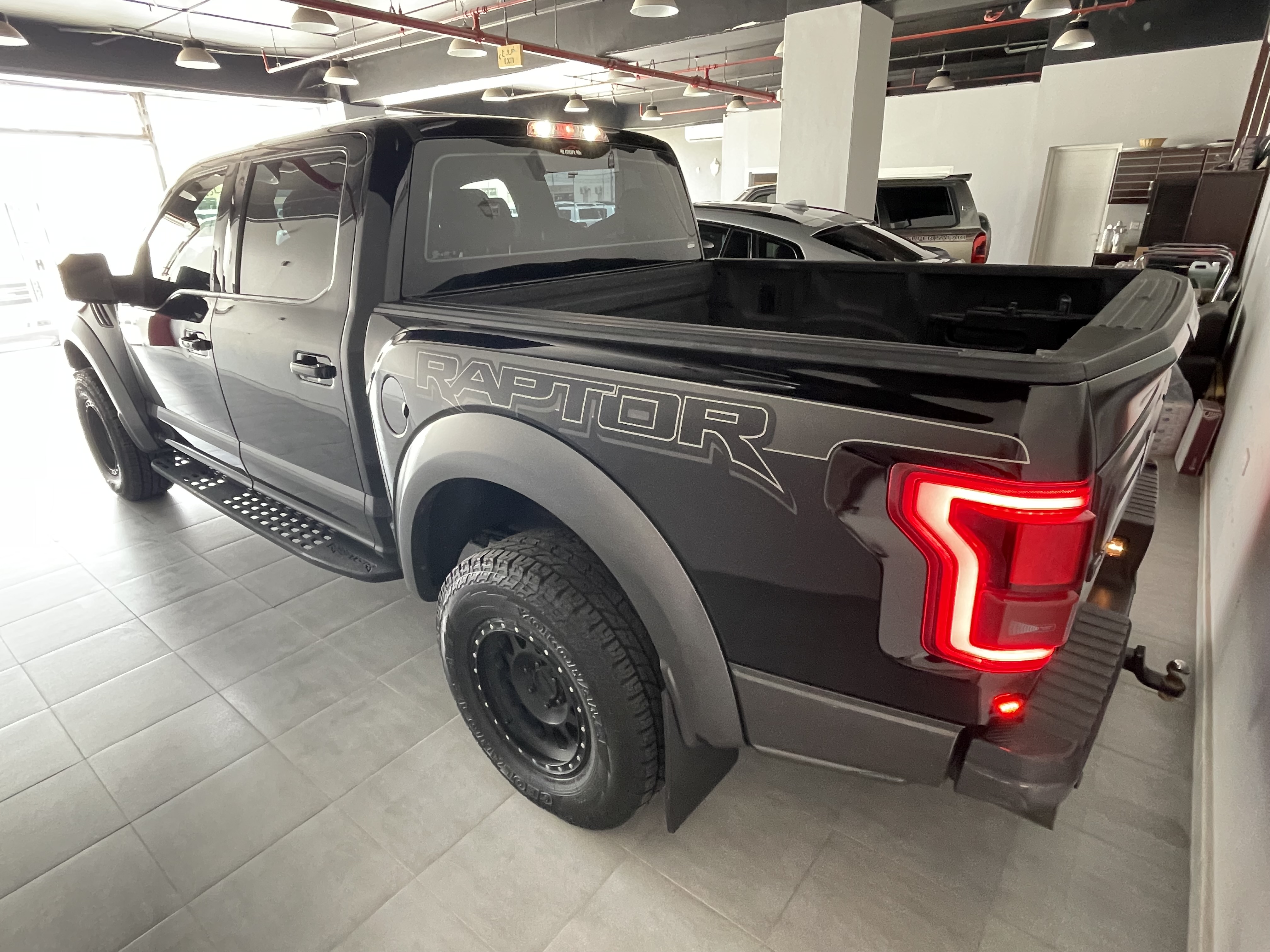 Ford Raptor - Image 2