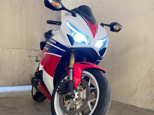 HONDA CBR  2013 - Image 4
