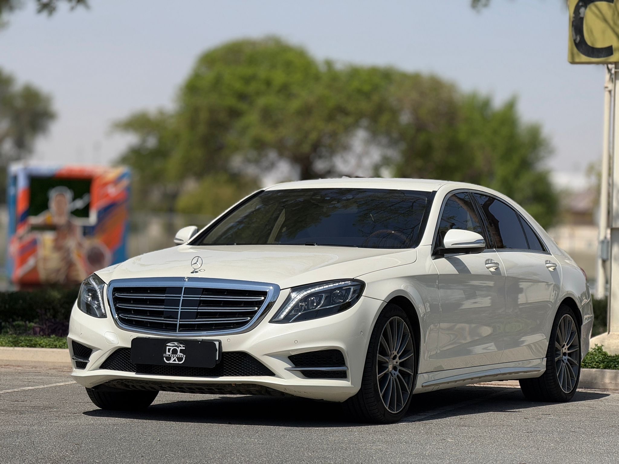 مرسيدس بنز S-Class Sedan 400 2015 - Image 1