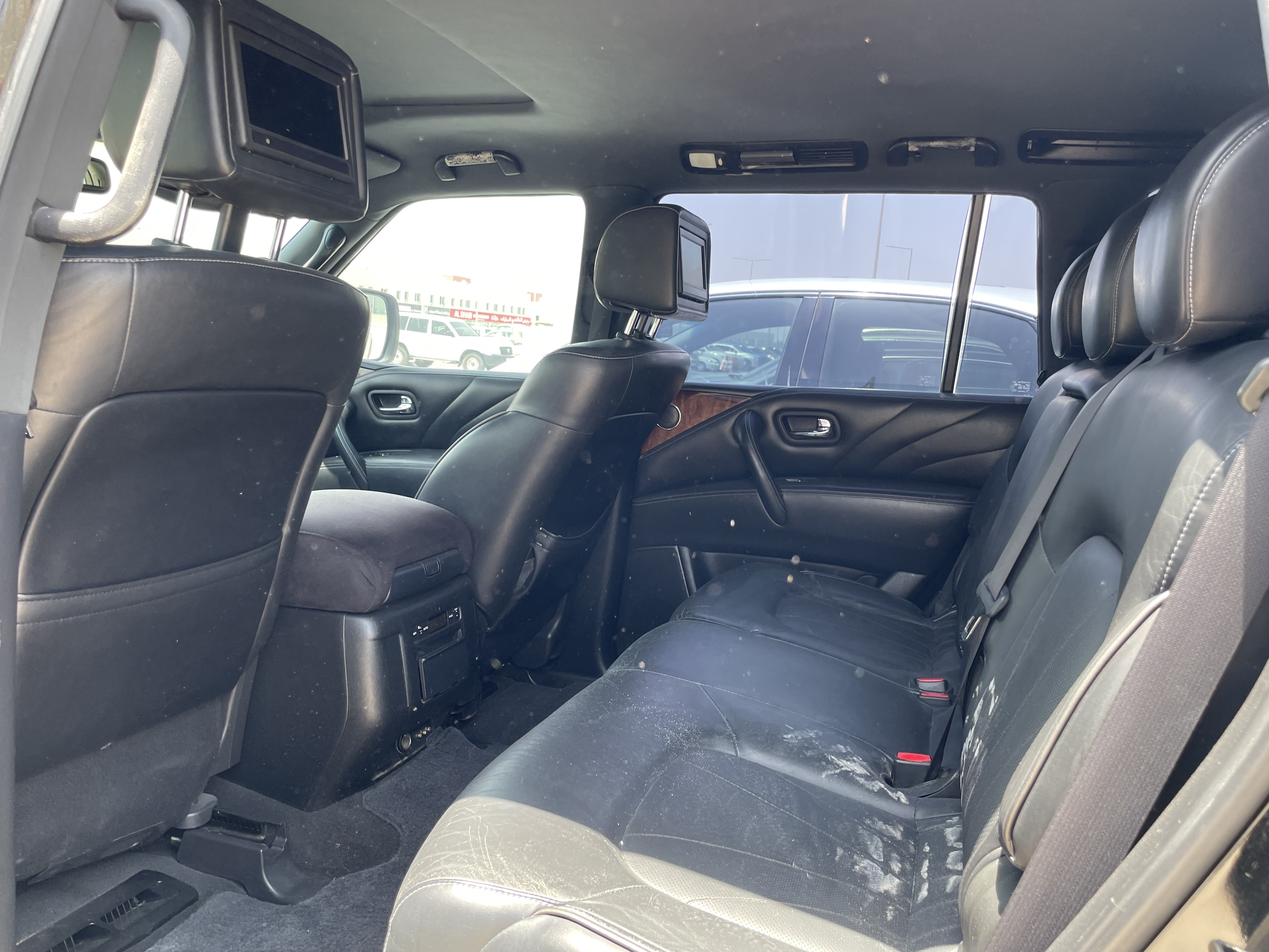 Infiniti QX 80 2015 — photo 9 for sale in Qatar