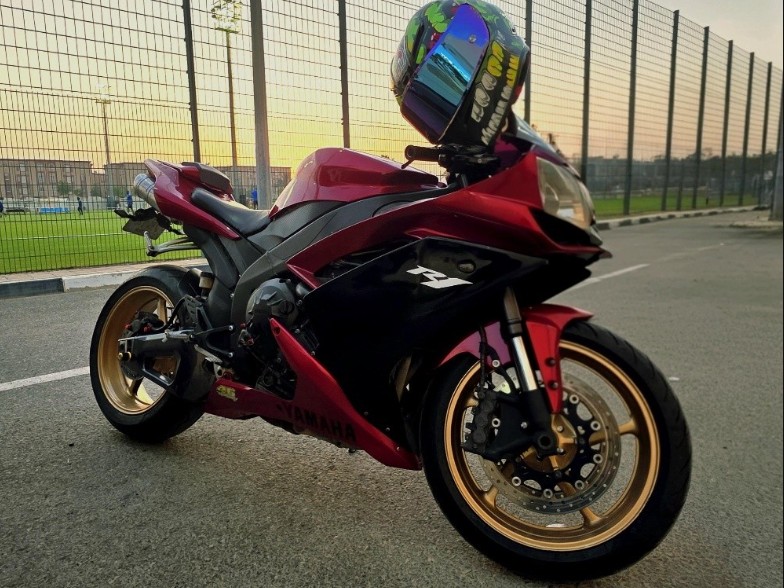 Yamaha  R1  2008 - Image 1