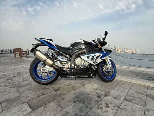 BMW HP4 2013 - Image 1