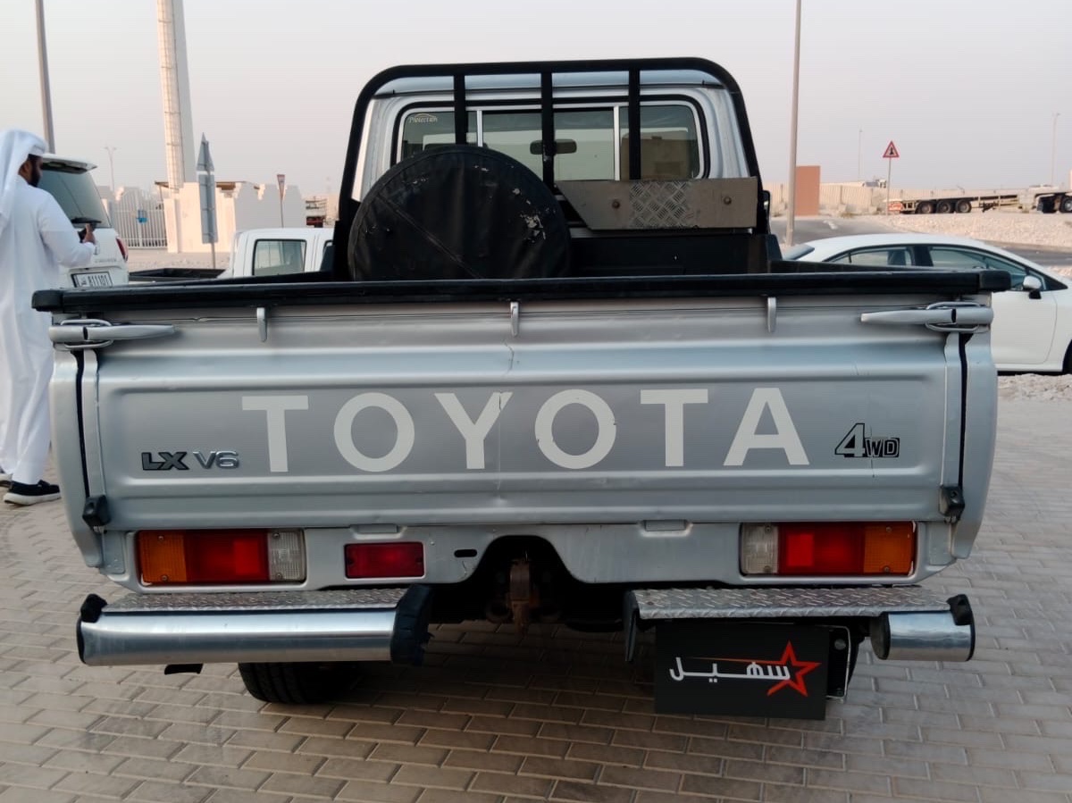 تويوتا لاند كروزر ال اكس 2021 - Image 4