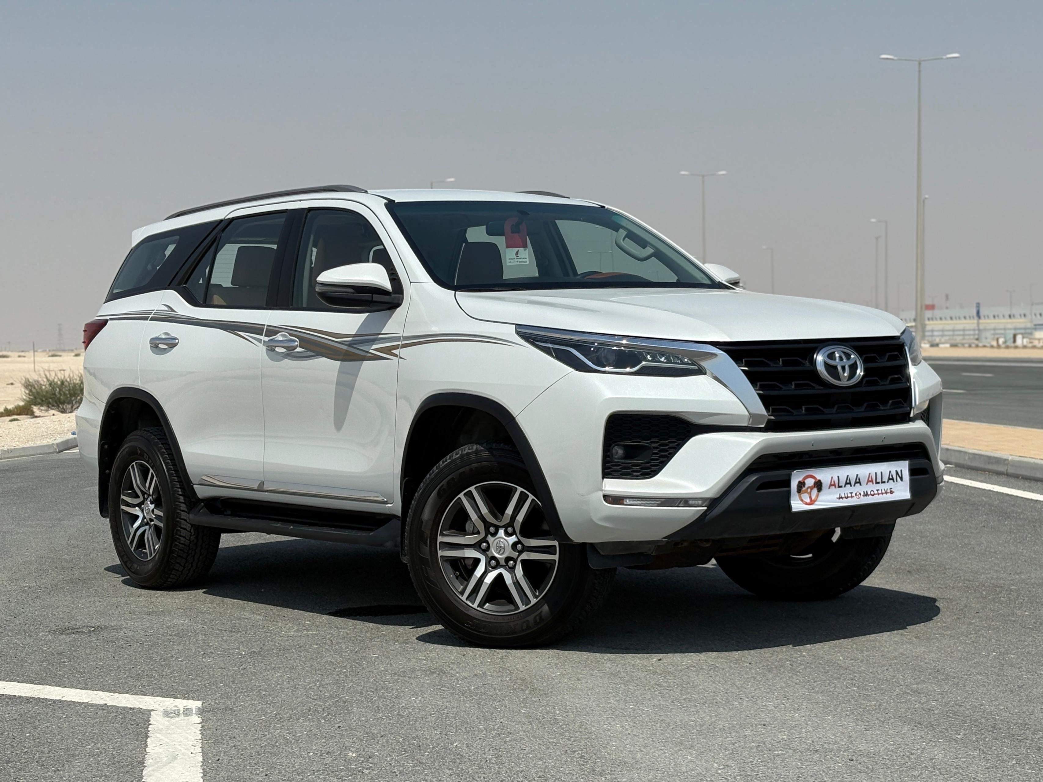 Toyota Fortuner V6 2023