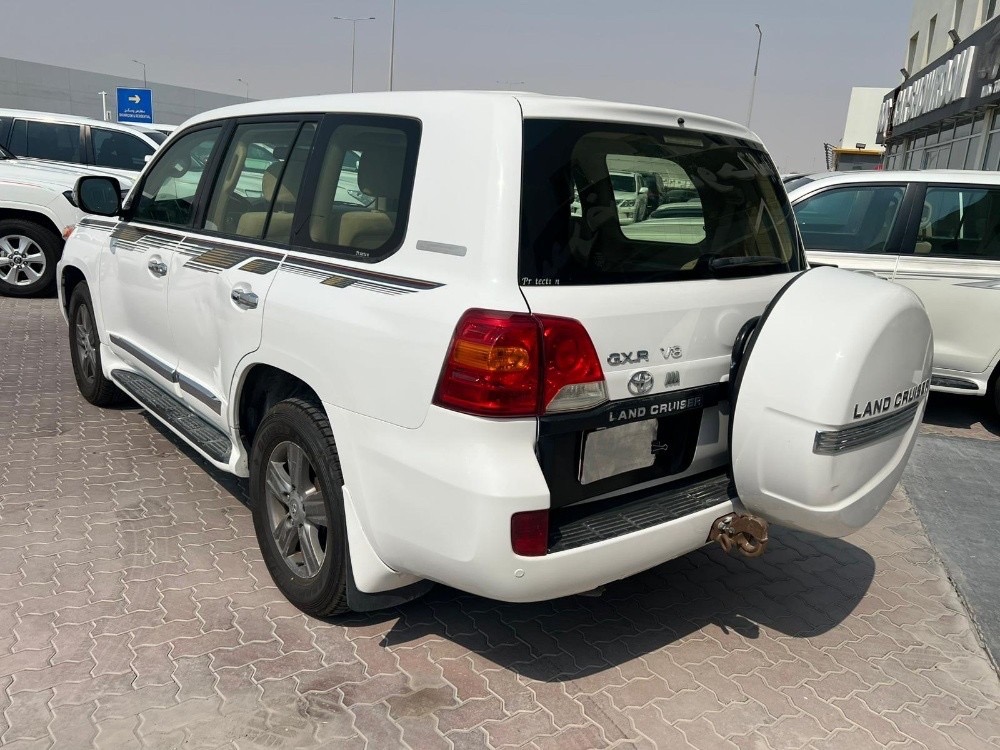Toyota Land Cruiser GX.R 2015 - Image 2