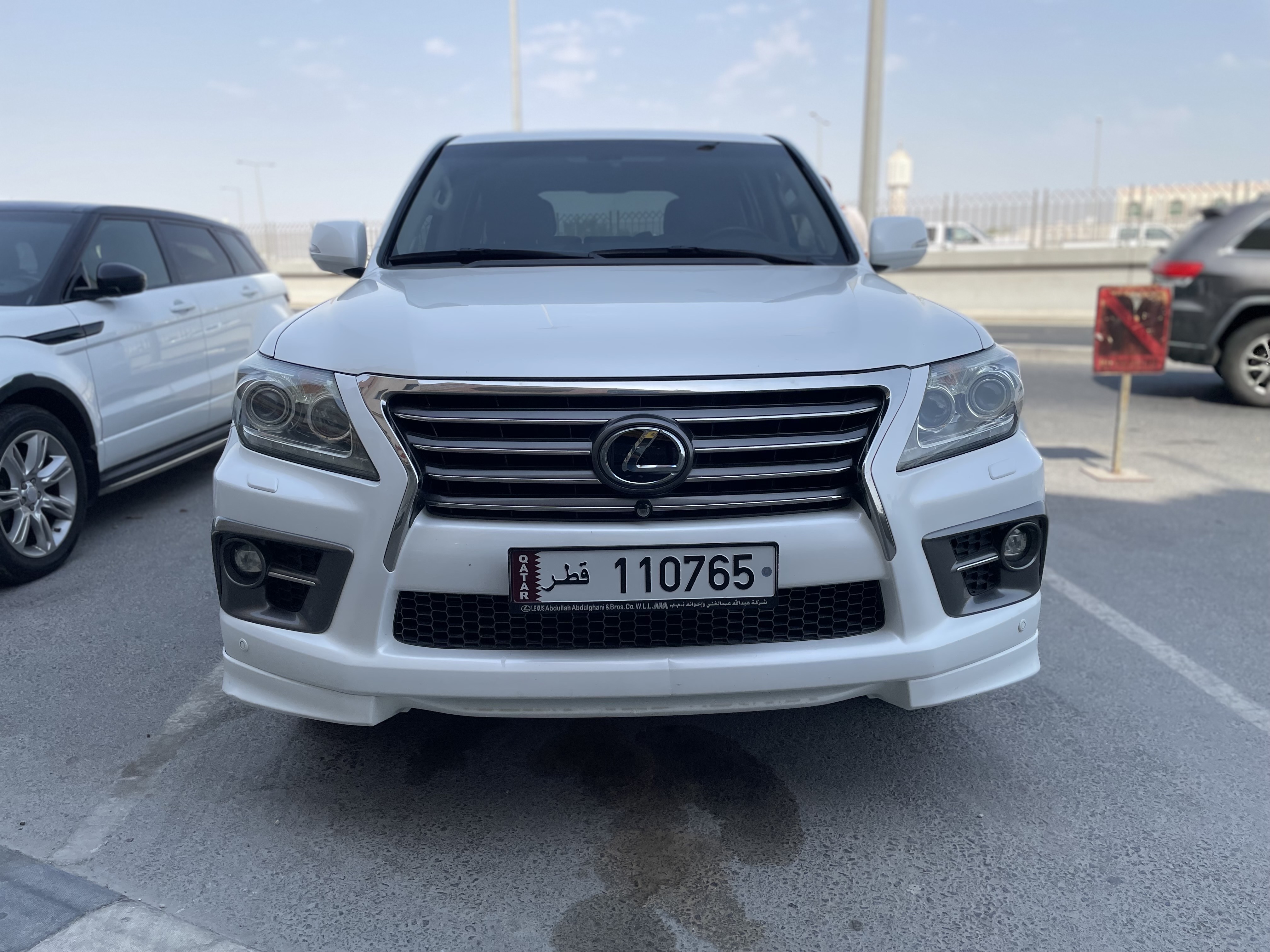 Lexus LX 570 S 2015 - Image 2
