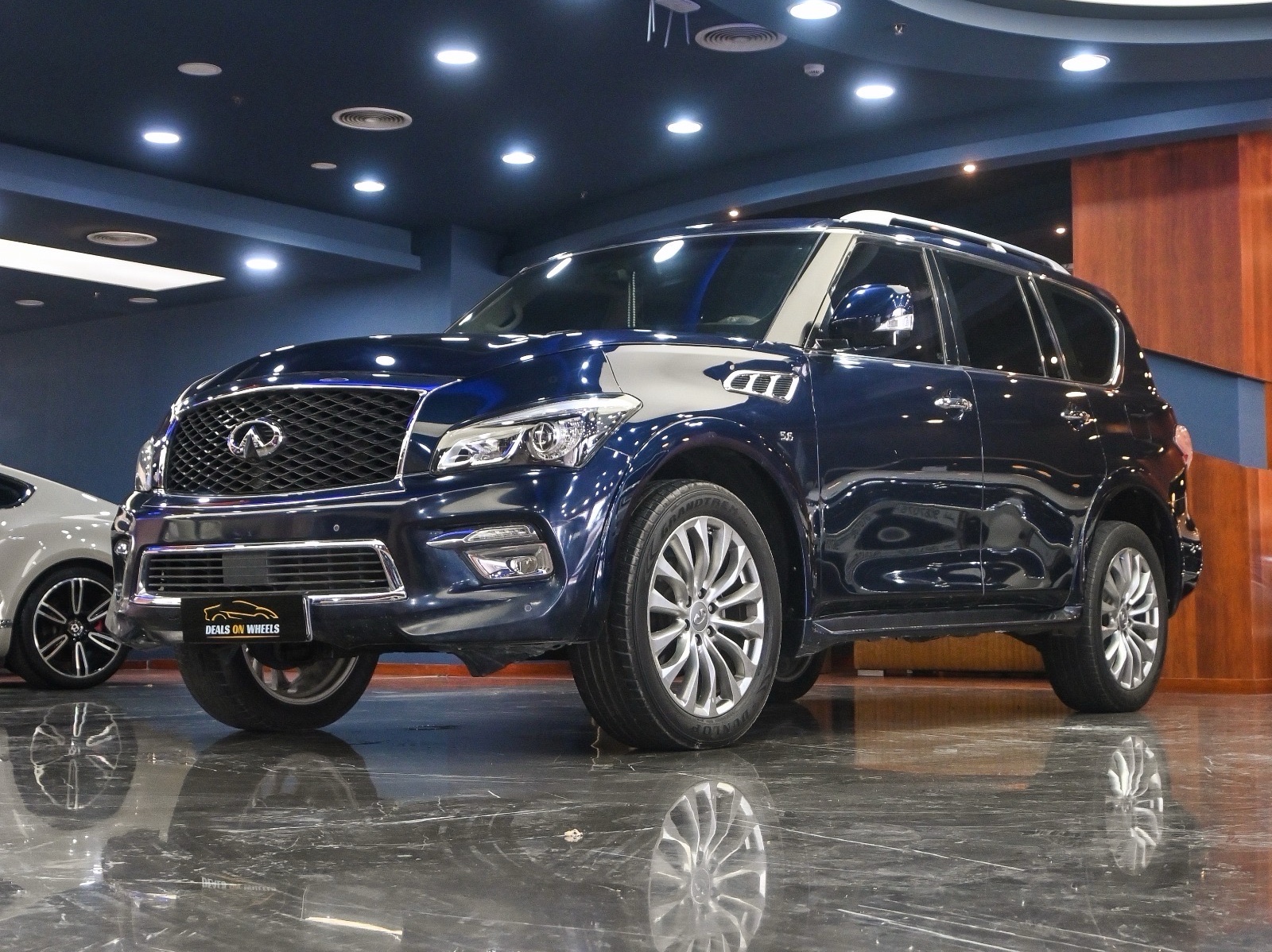 Infiniti QX 80 2015