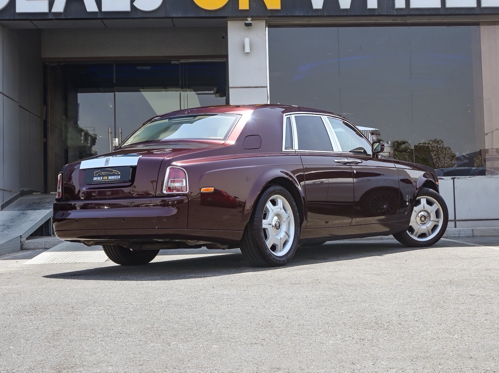 Rolls-Royce Phantom 2003 - Image 2