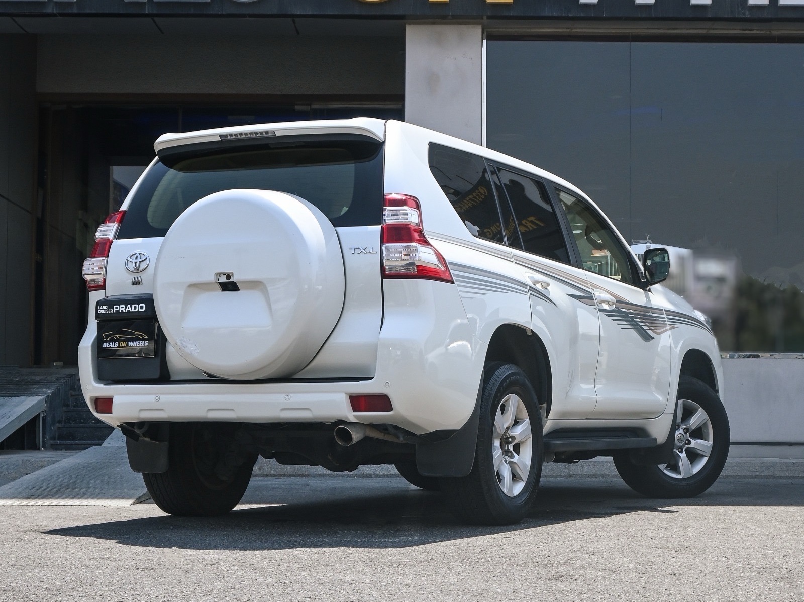 Toyota Prado TXL 2016 - Image 2