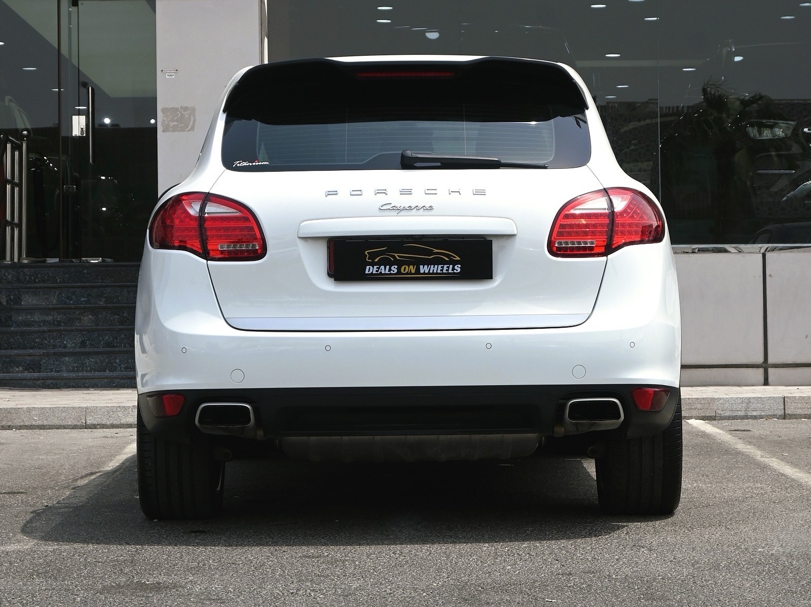 Porsche Cayenne 2013 - Image 4