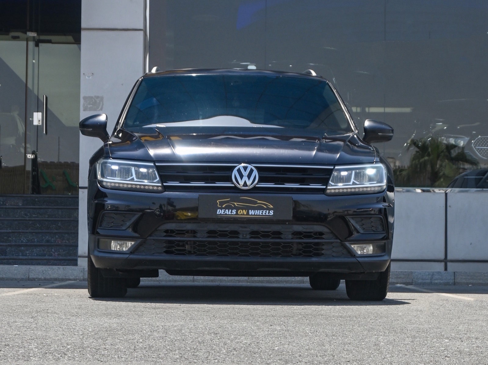 Volkswagen Tiguan 2018 - Image 3