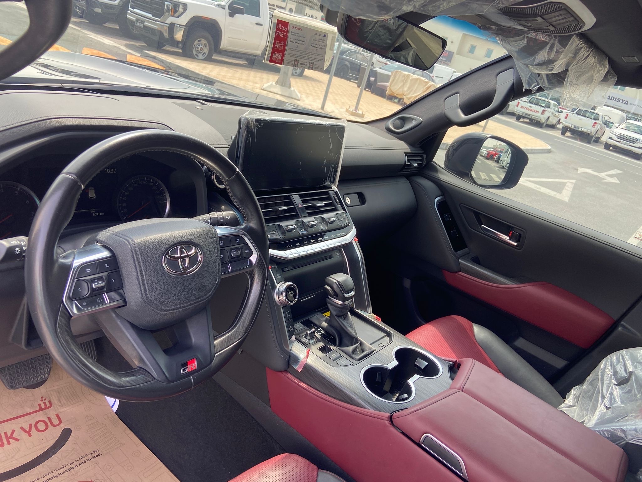 Toyota Land Cruiser G/R 2023 - Image 4