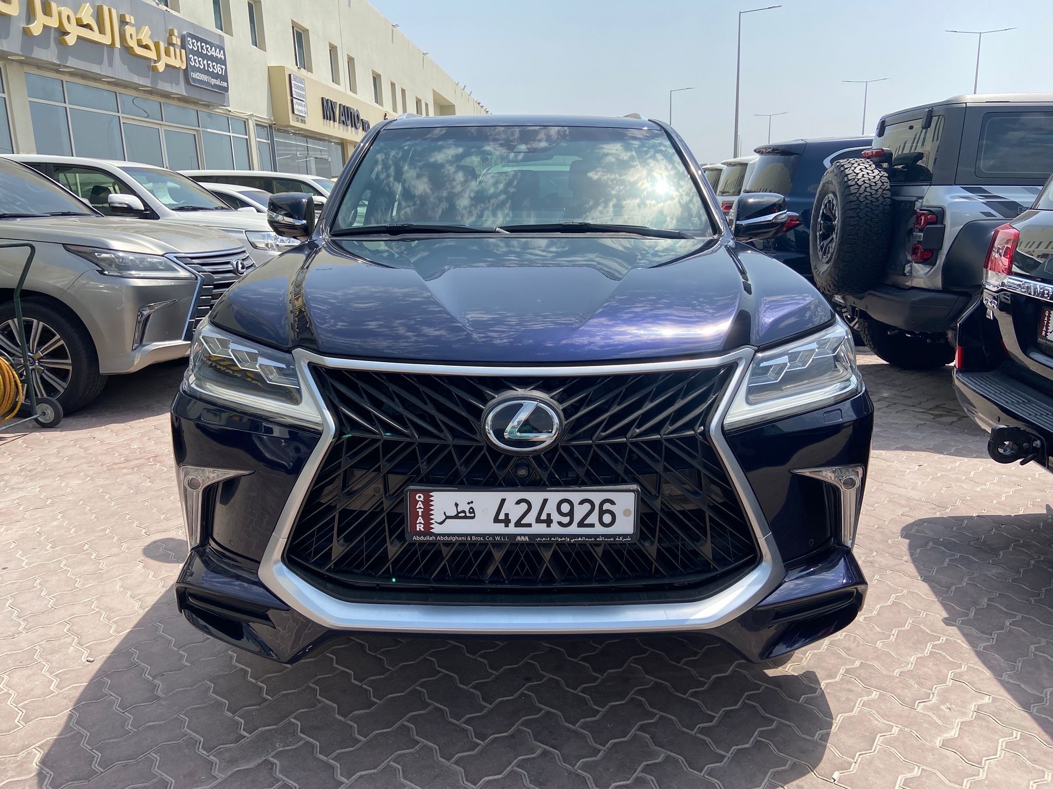 Lexus LX 570 S 2017 - Image 2