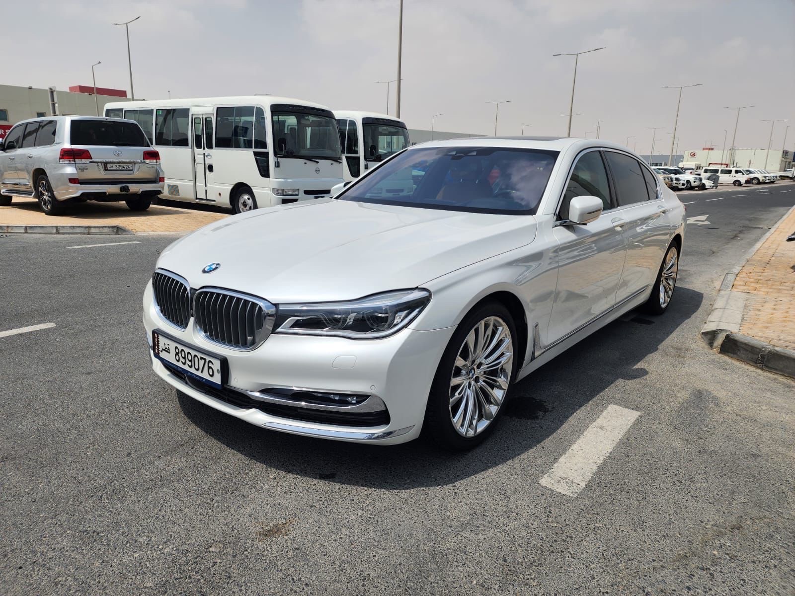 BMW 7-Series 740 Li 2016 - Image 3