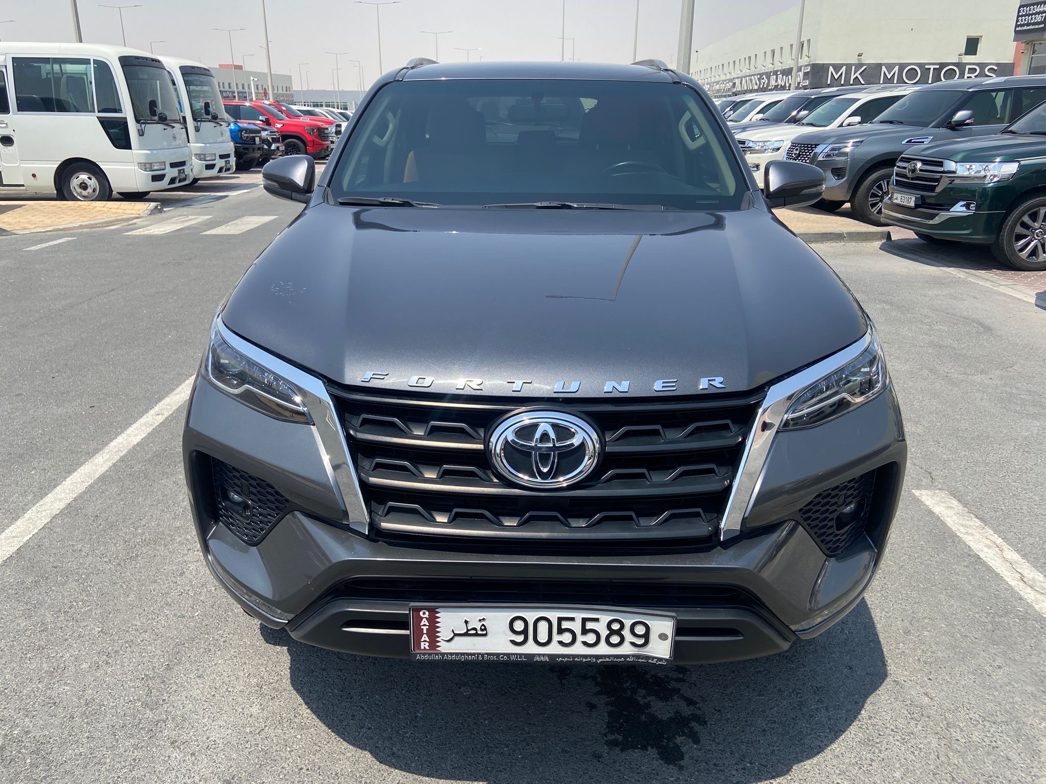 Toyota Fortuner V6 2023 - Image 2