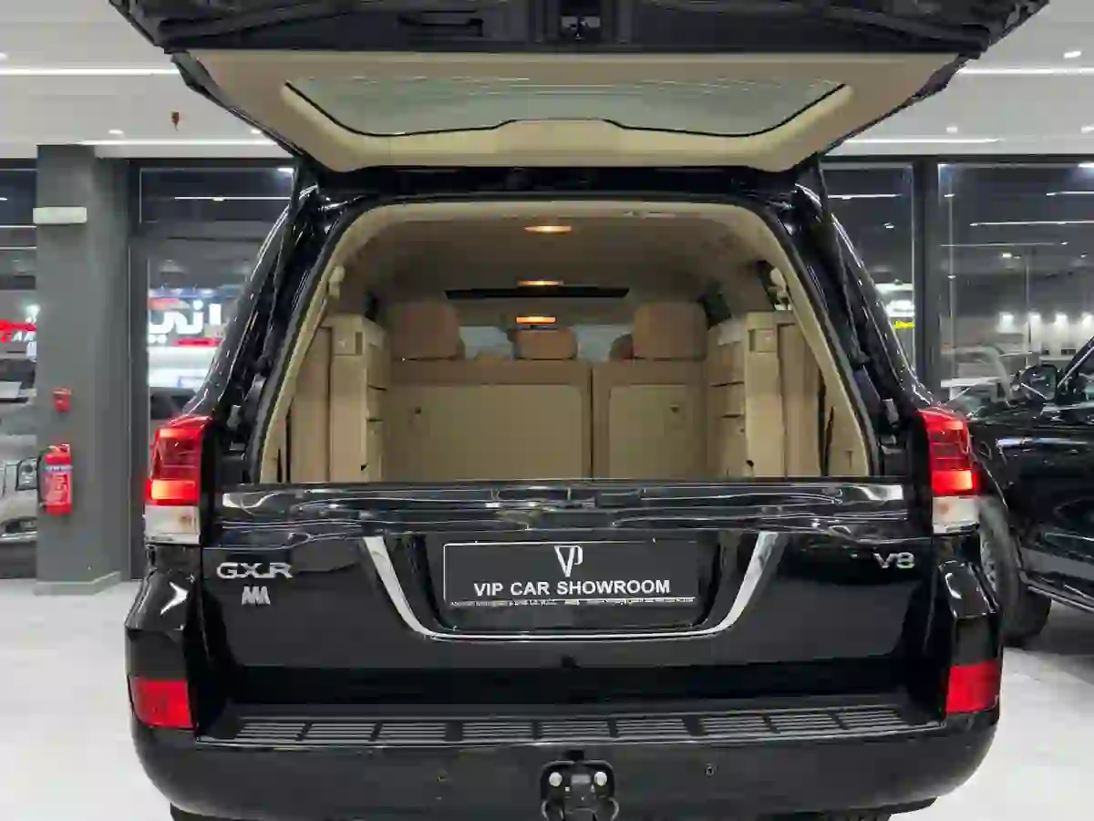 Toyota Land Cruiser GX.R 2021 - Image 2