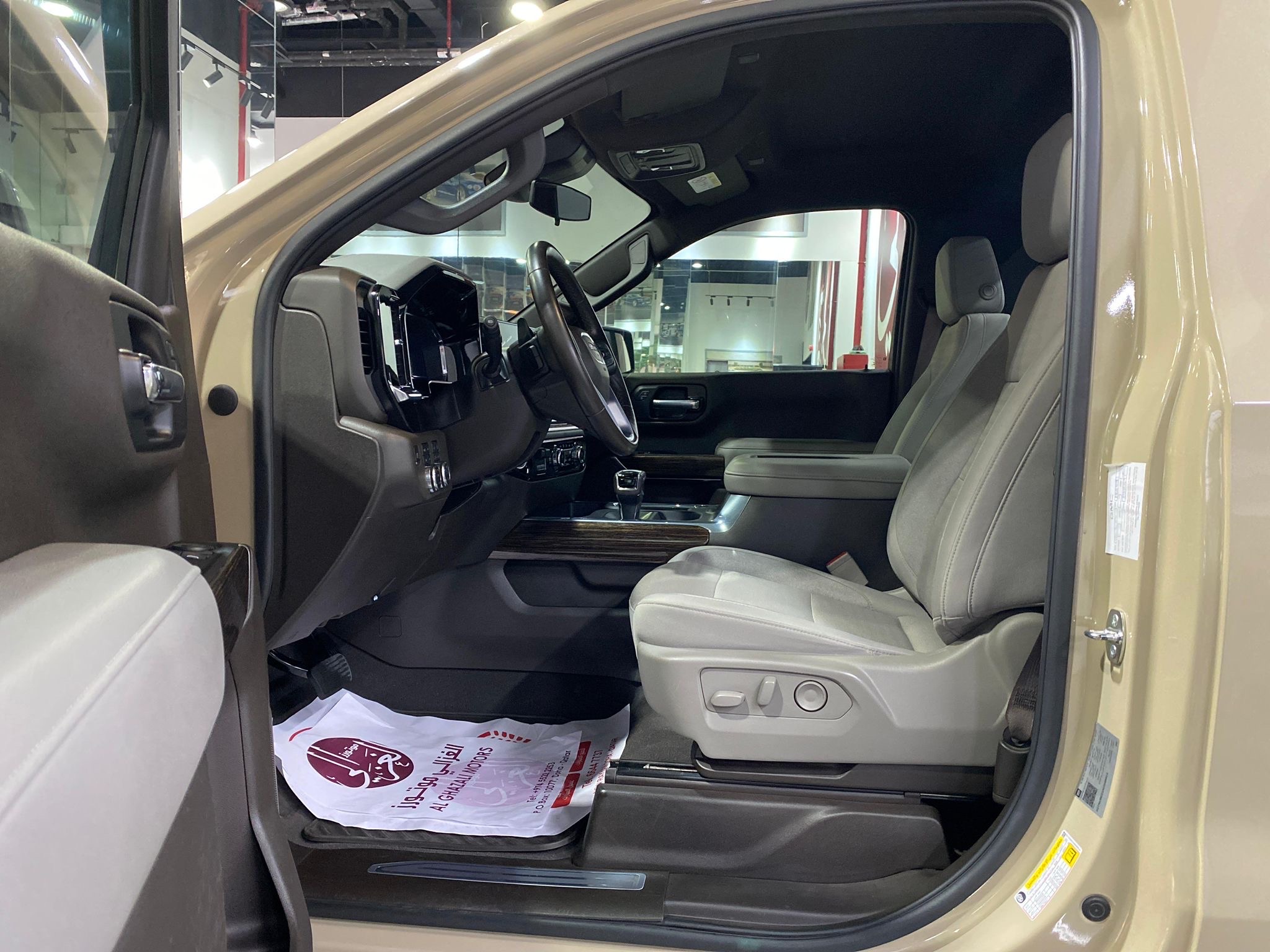 GMC Sierra 1500 2022 - Image 2