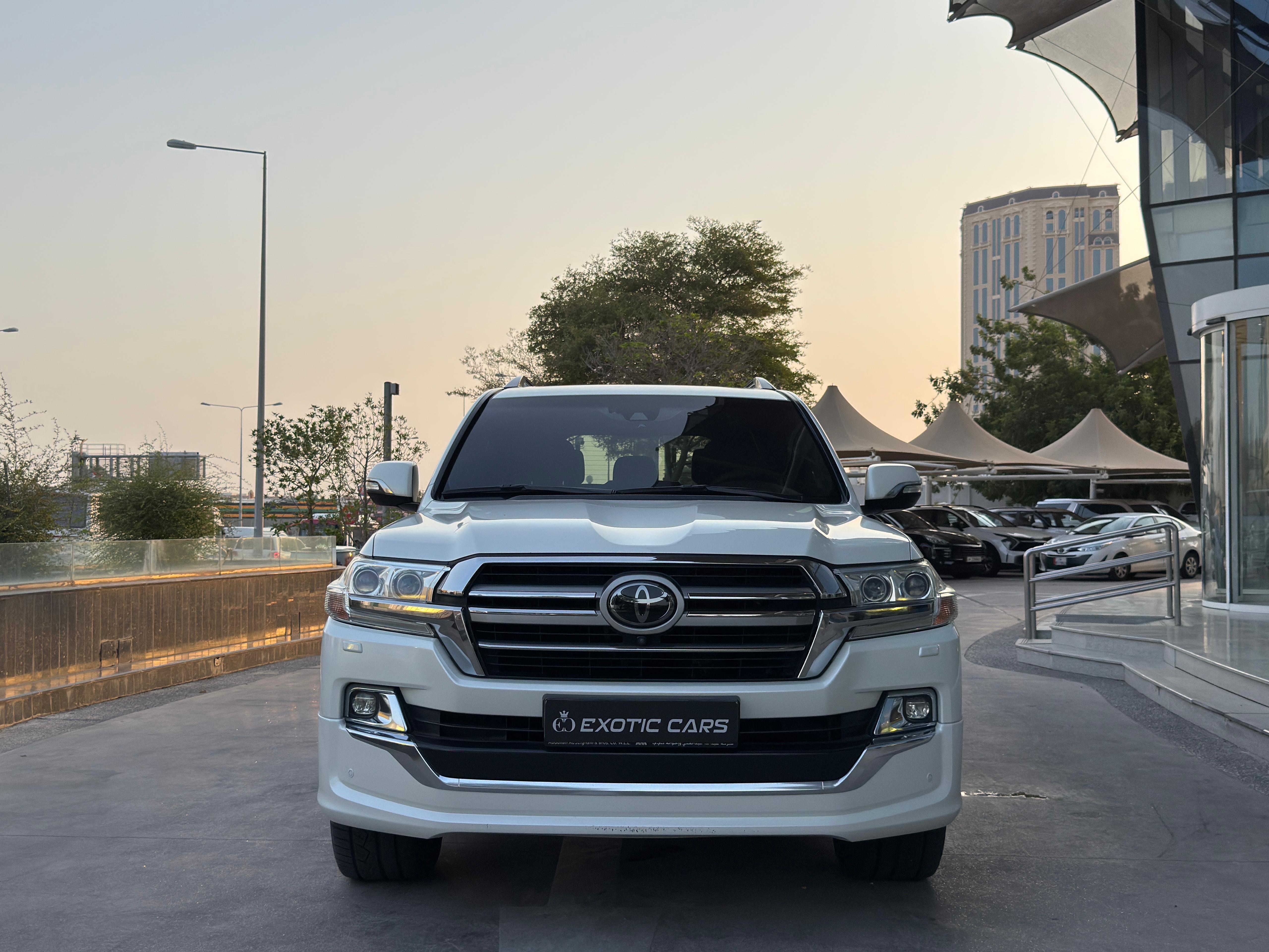 Toyota Land Cruiser GX 2019 - Image 2
