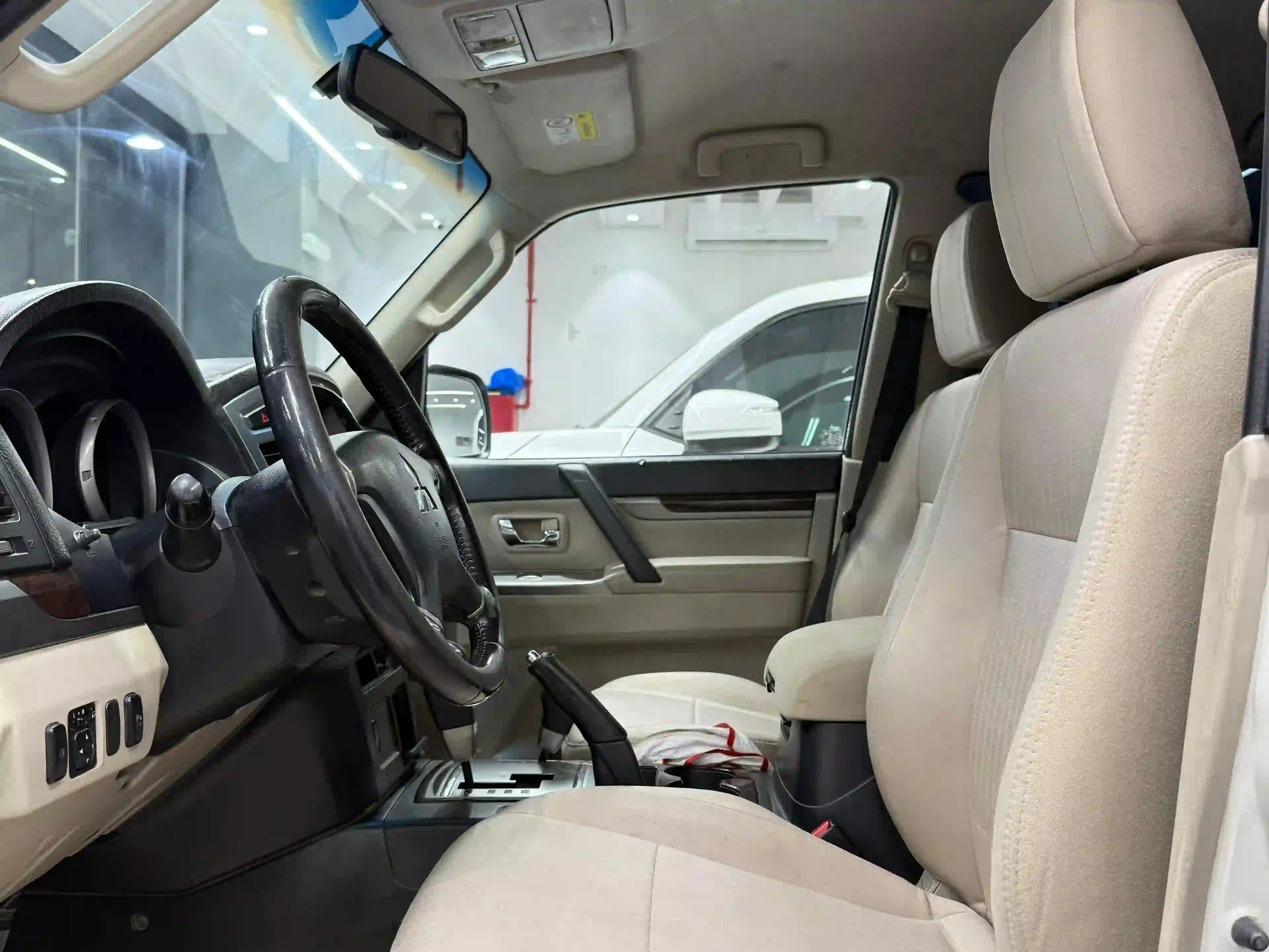 Mitsubishi Pajero 2019 - Image 2