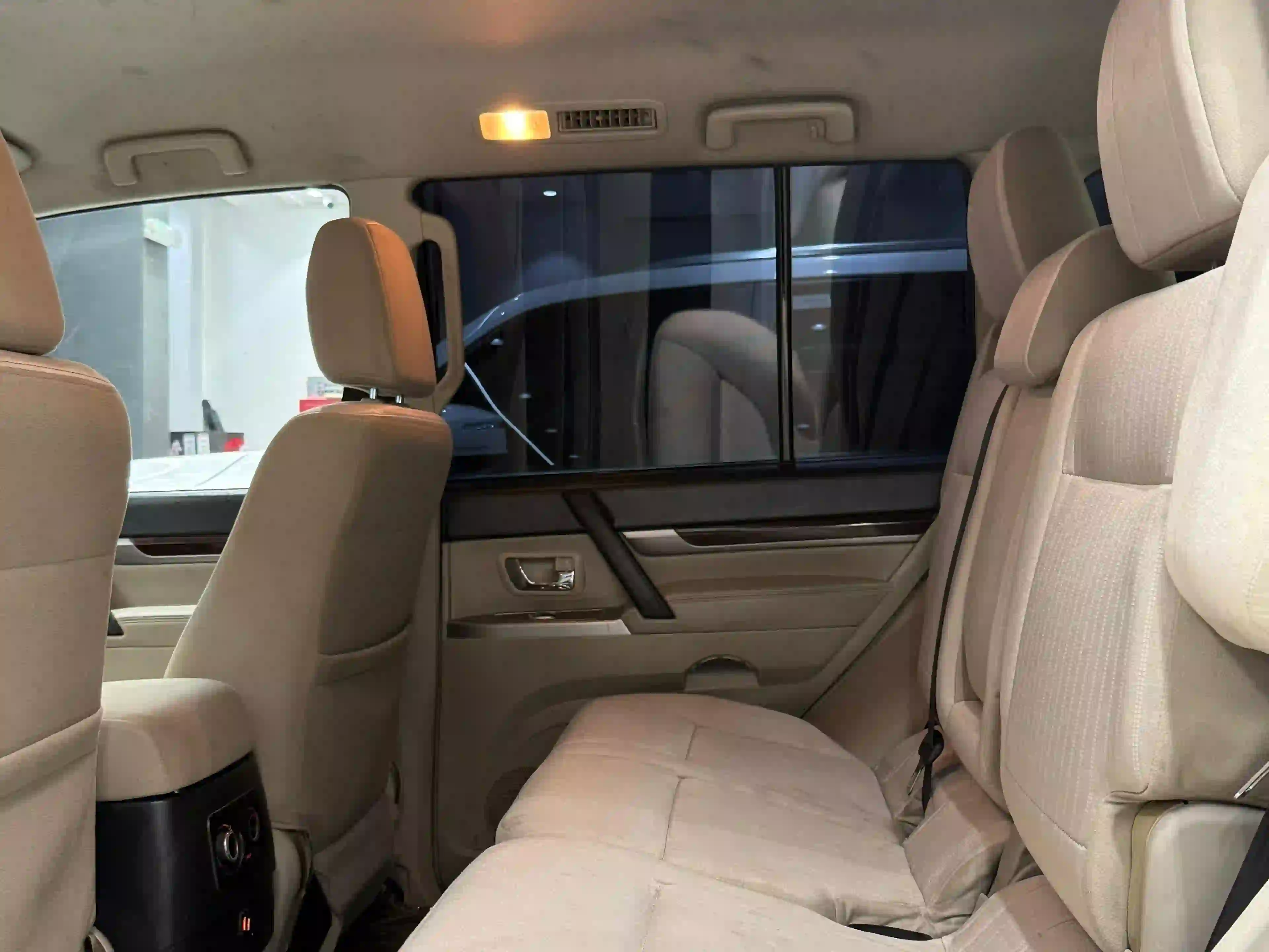 Mitsubishi Pajero 2019 - Image 3