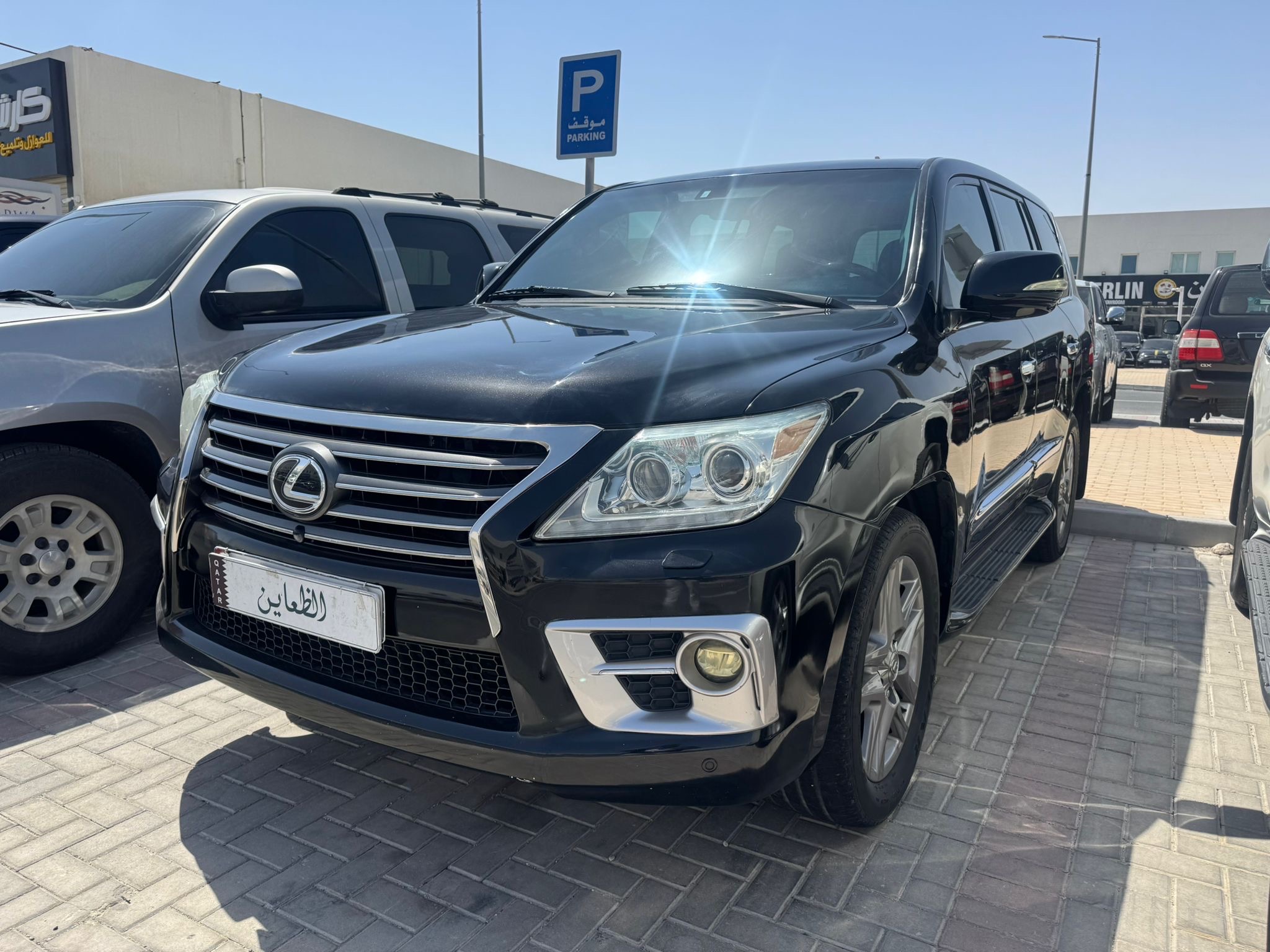 Lexus LX 570 2011