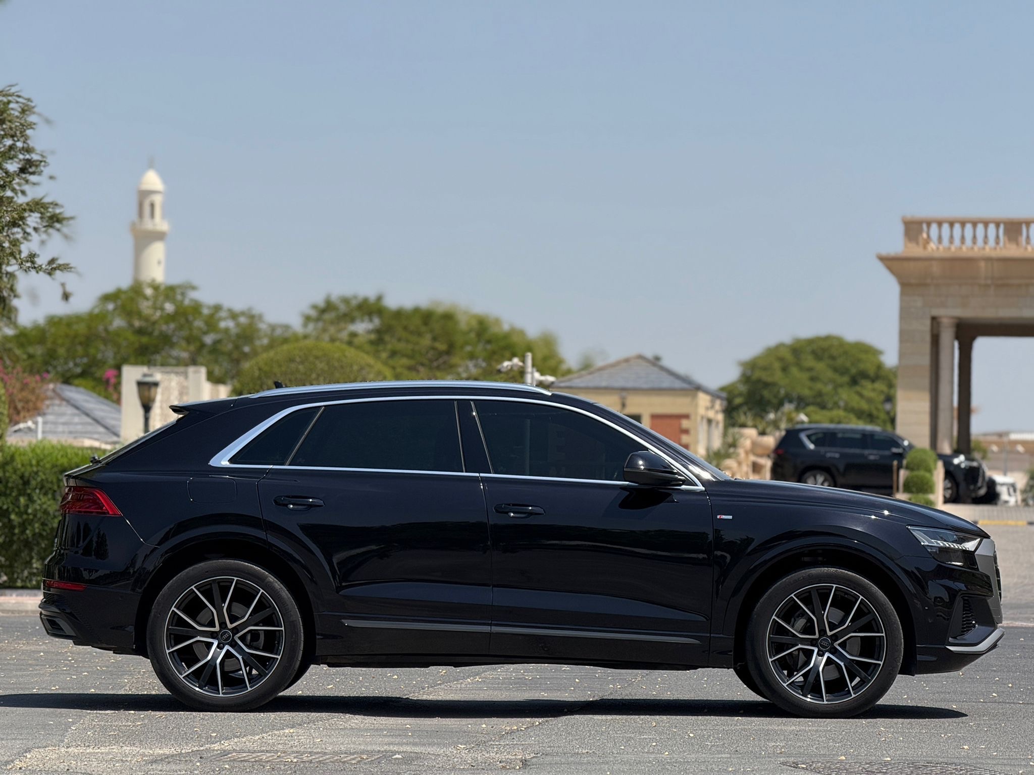 Audi Q8 2019 - Image 3