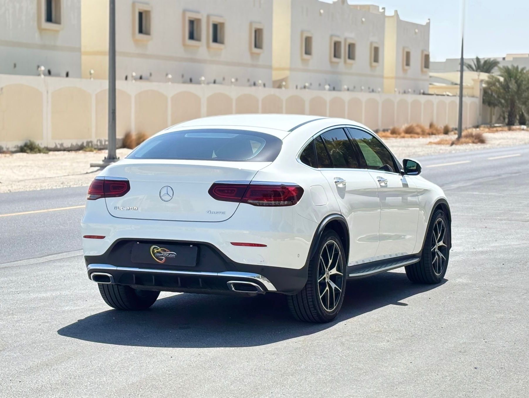Mercedes-Benz GLC  300 2021 - Image 2