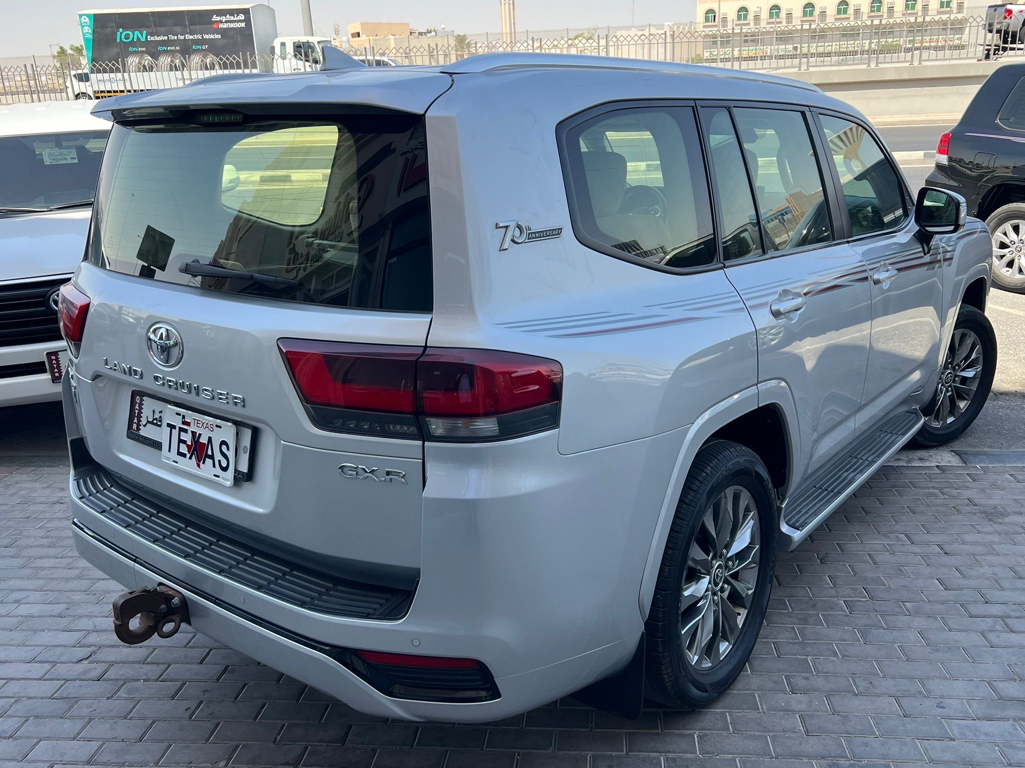 Toyota Land Cruiser GX.R 2022 - Image 2