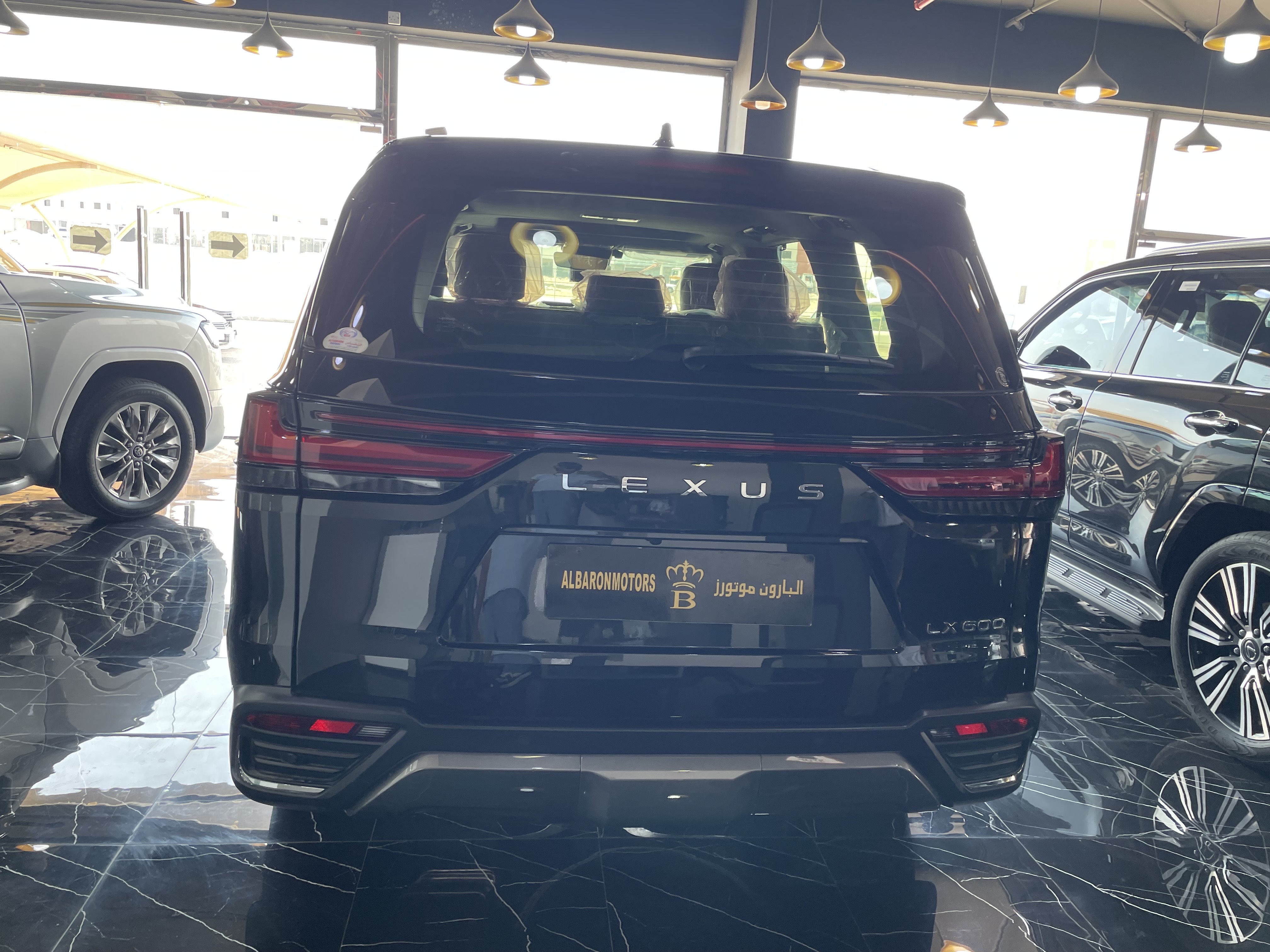 Lexus LX 600 2025 - Image 2