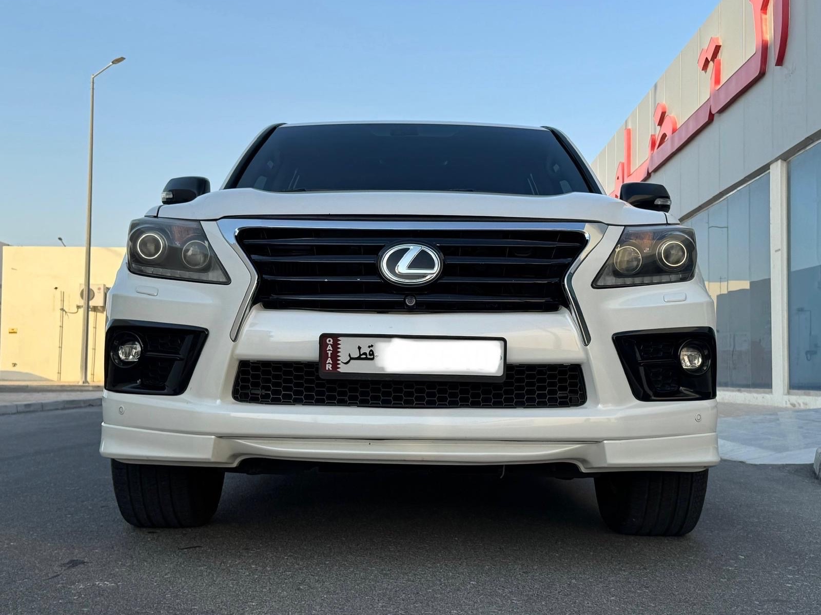 Lexus LX 570 2011