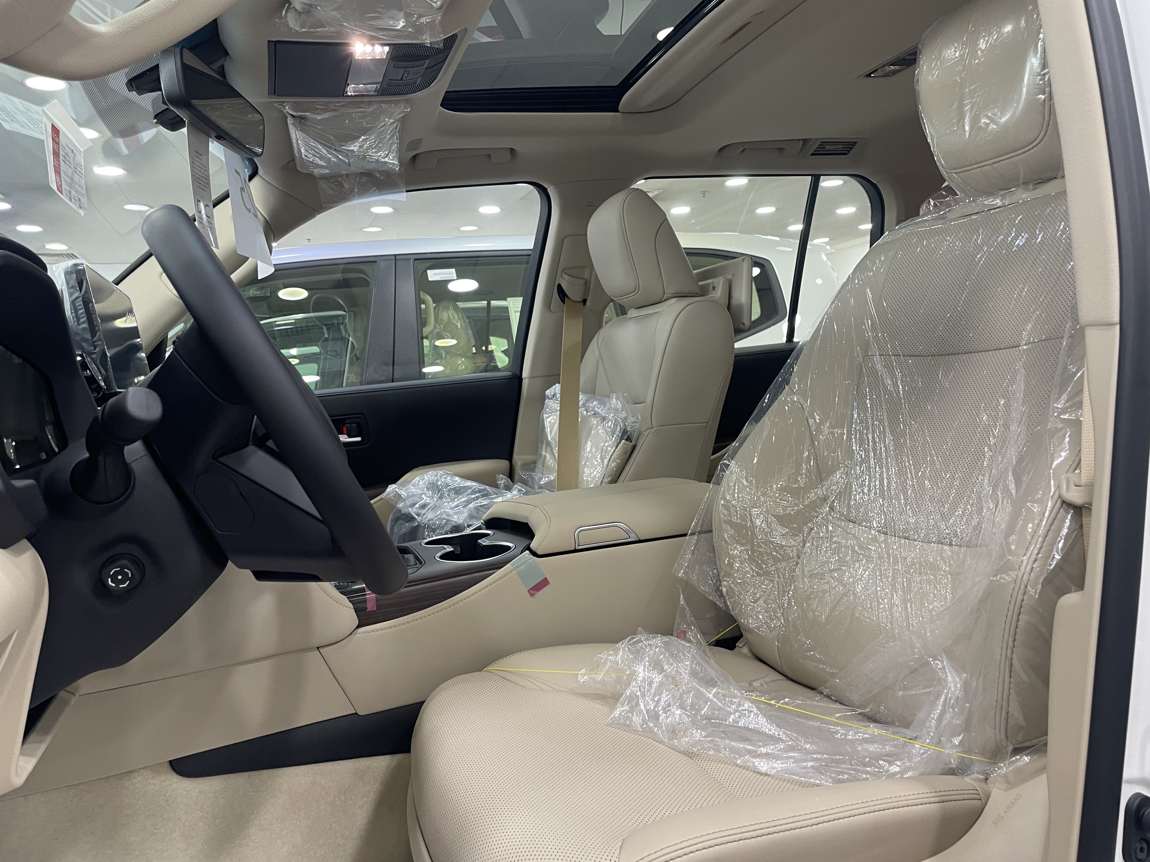 Toyota Land Cruiser VX 2025 - Image 4