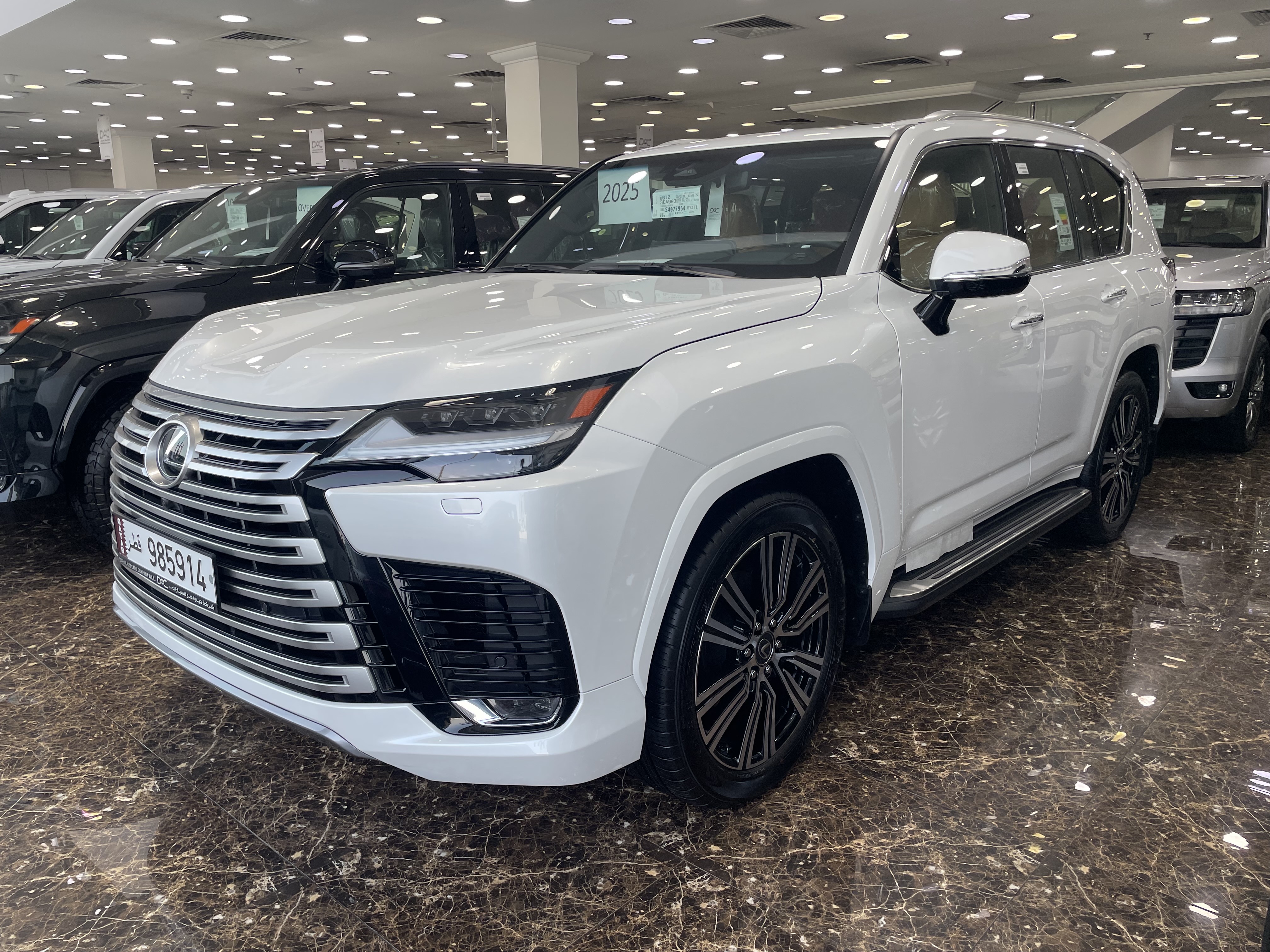 Lexus LX 600 Luxury  2025
