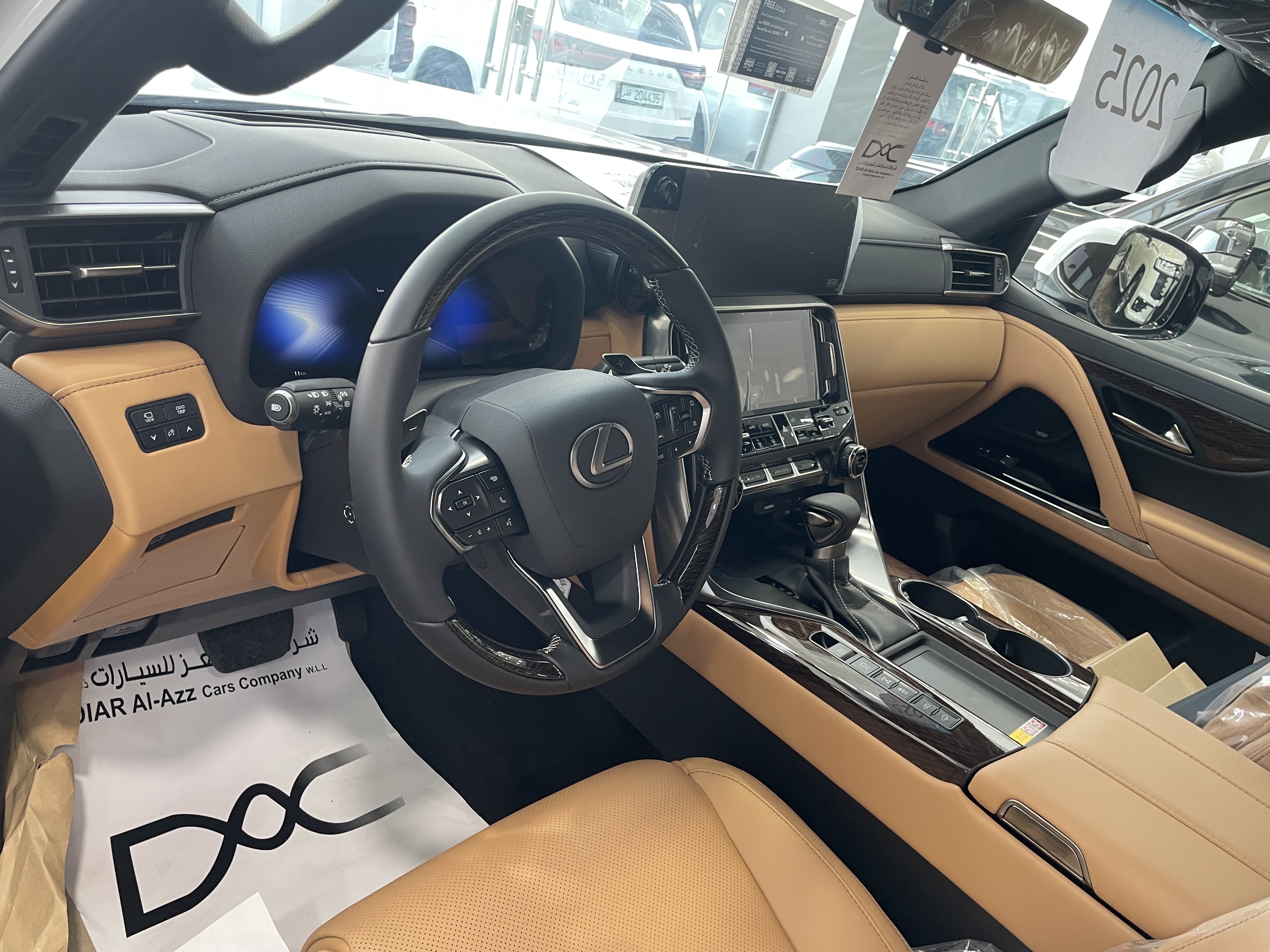 Lexus LX 600 Luxury  2025 - Image 4