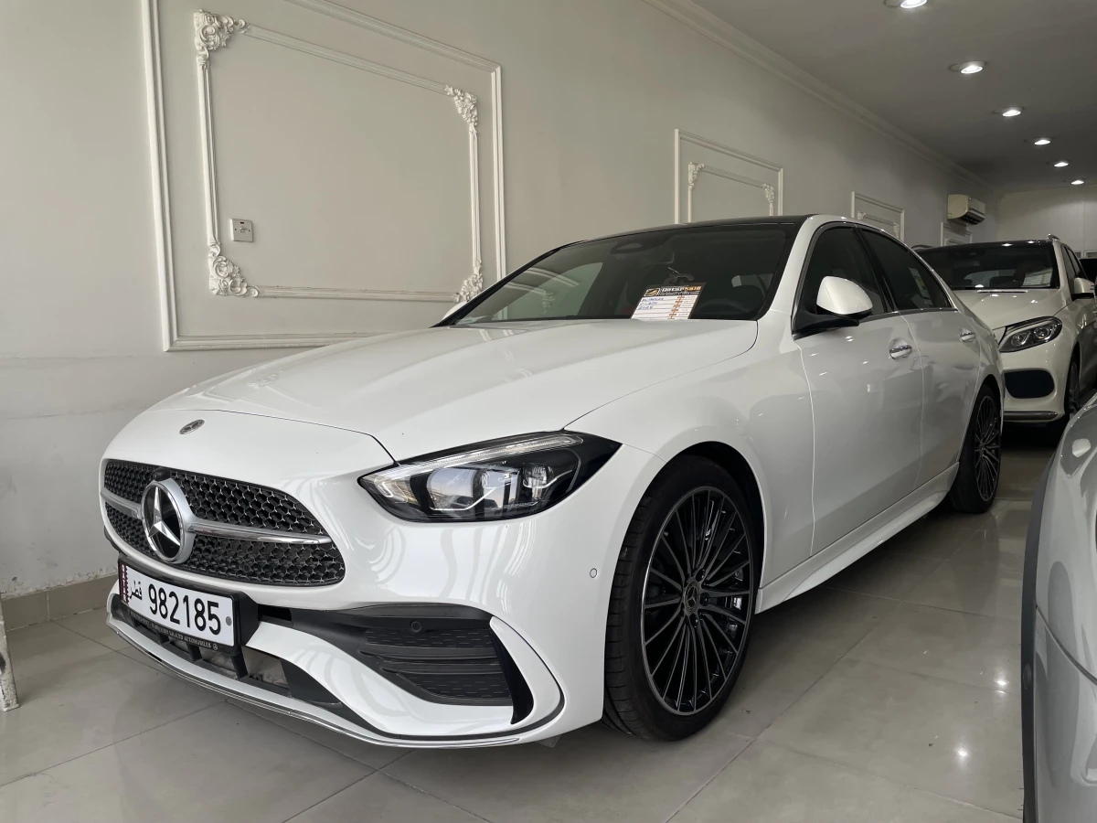 Mercedes-Benz C-Class Sedan 200 2025