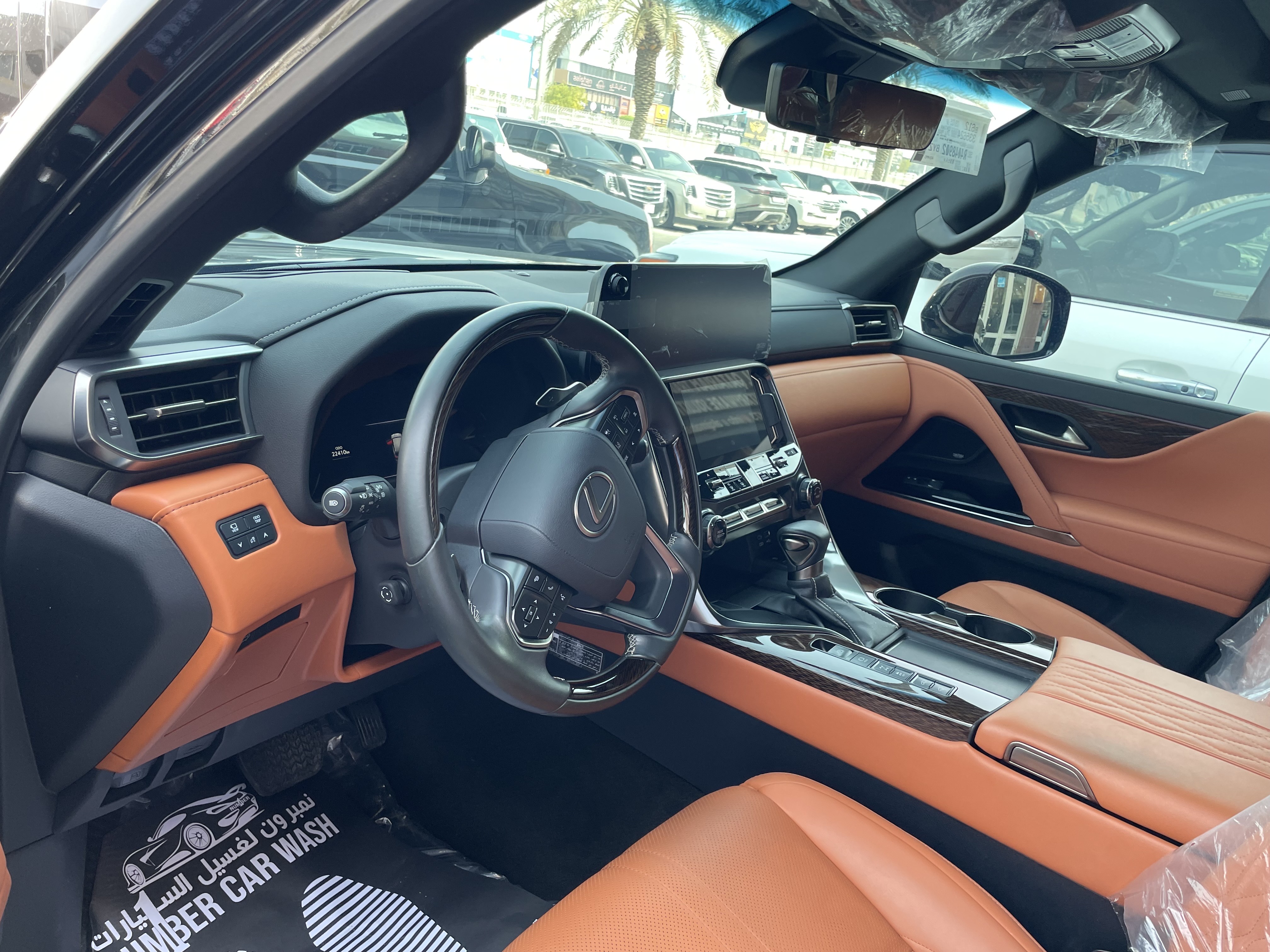 Lexus LX 600 VIP 2024 - Image 4