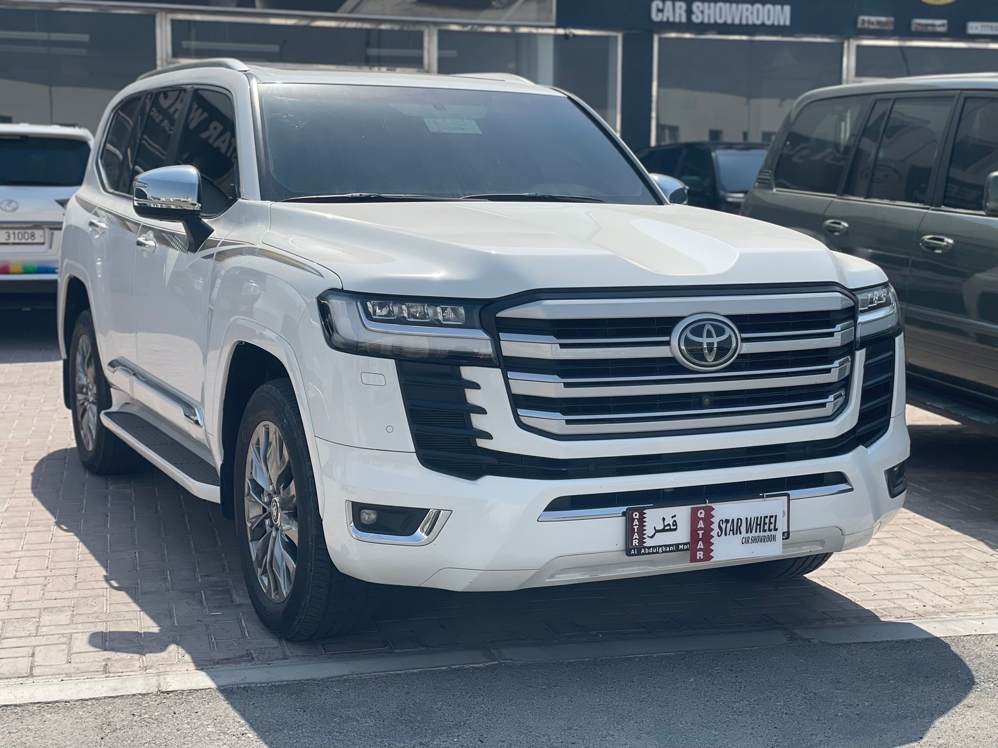 Toyota Land Cruiser VX 2024 - Image 2