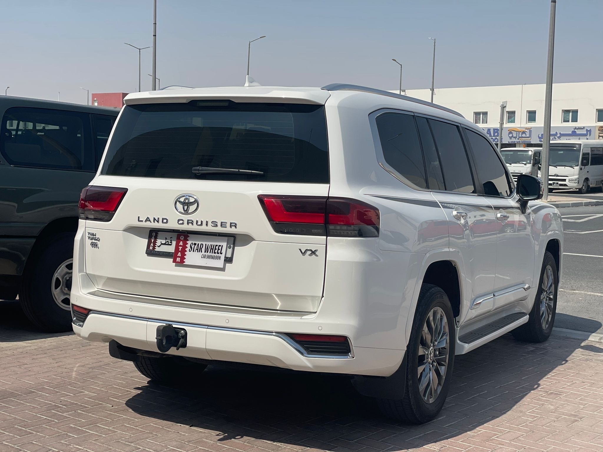 Toyota Land Cruiser VX 2024 - Image 3